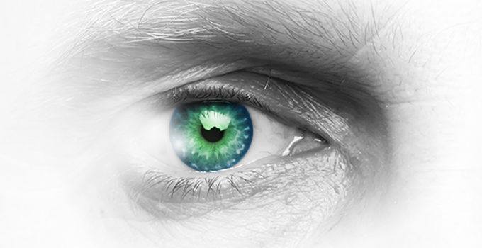 green eye closeup